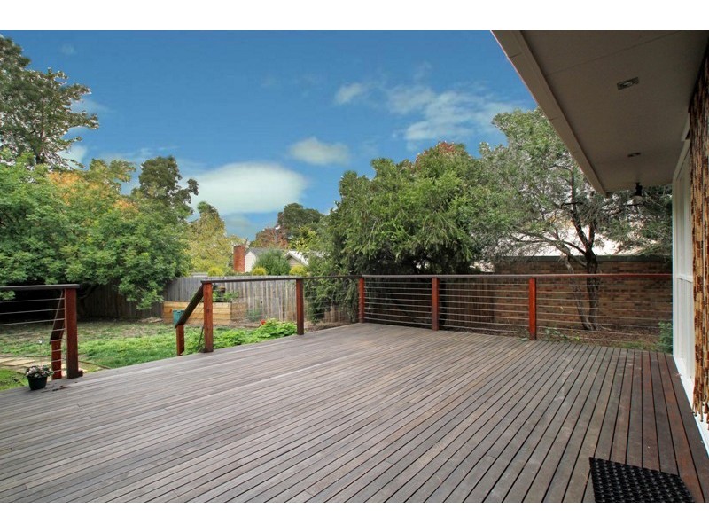 2 Moss Court, Croydon North VIC 3136