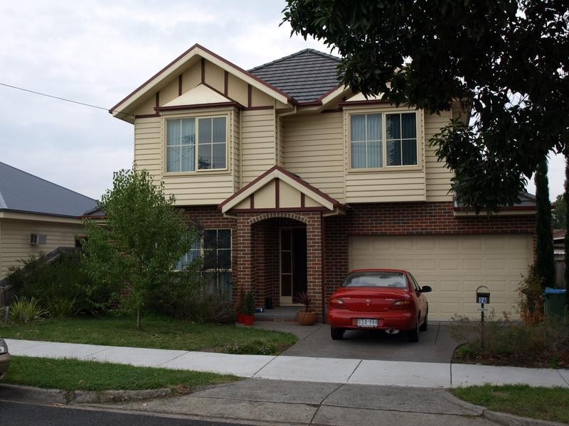 2a Thomas Street, Ringwood VIC 3134