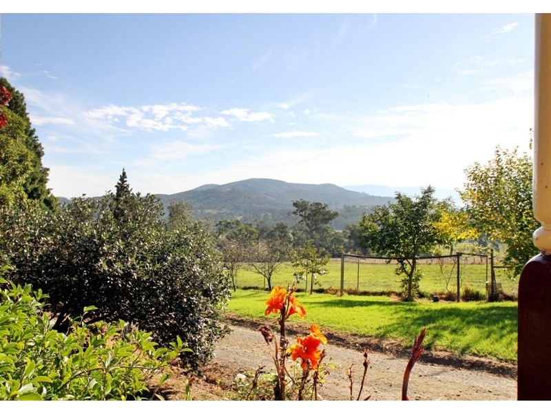 732 Warburton Highway, Seville VIC 3139