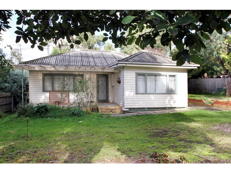 25 Montalbo Road, Ringwood North VIC 3134