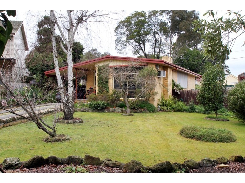 14 Holland Road, Ringwood East VIC 3135