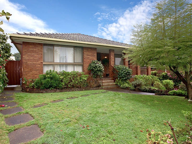 2 Maurine Court, Ringwood North VIC 3134