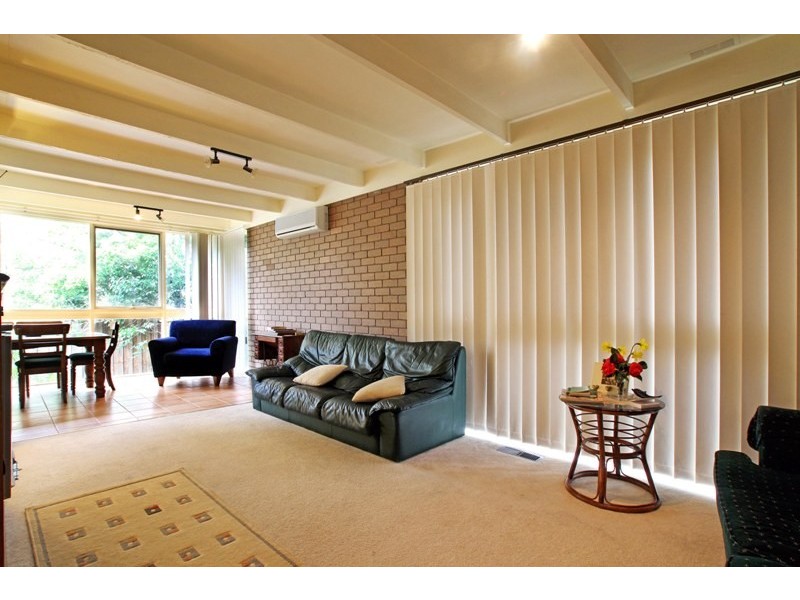 15 Golden Grove, Ringwood VIC 3134