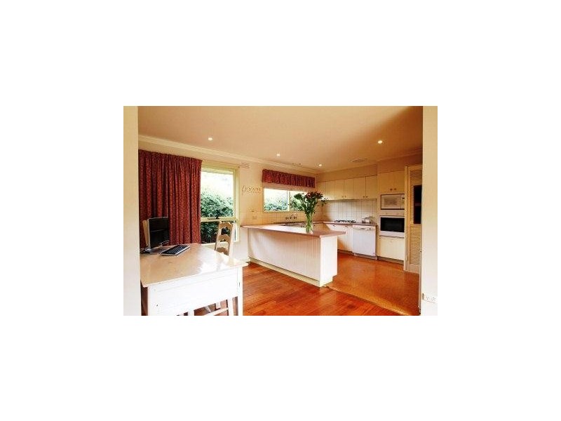 4 Hardy Crescent, Heathmont VIC 3135