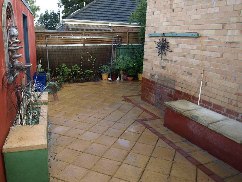 1/25 Railway Avenue, Ringwood East VIC 3135