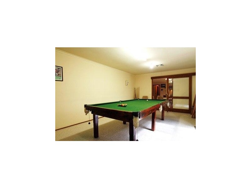 2 McMahon Court, Ringwood North VIC 3134