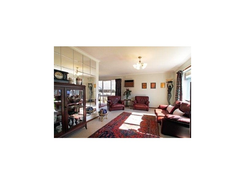 3 Lucy Place, Ringwood North VIC 3134