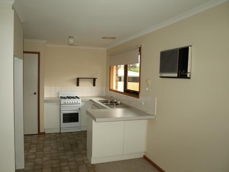 46 Langdale Drive, Croydon Hills VIC 3136