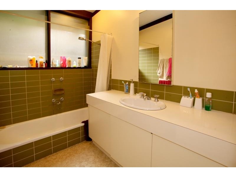 7 Isabel Avenue, Ringwood East VIC 3135