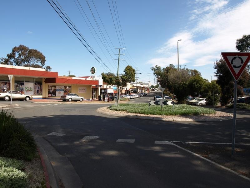 100 Railway ave, Ringwood East VIC 3135