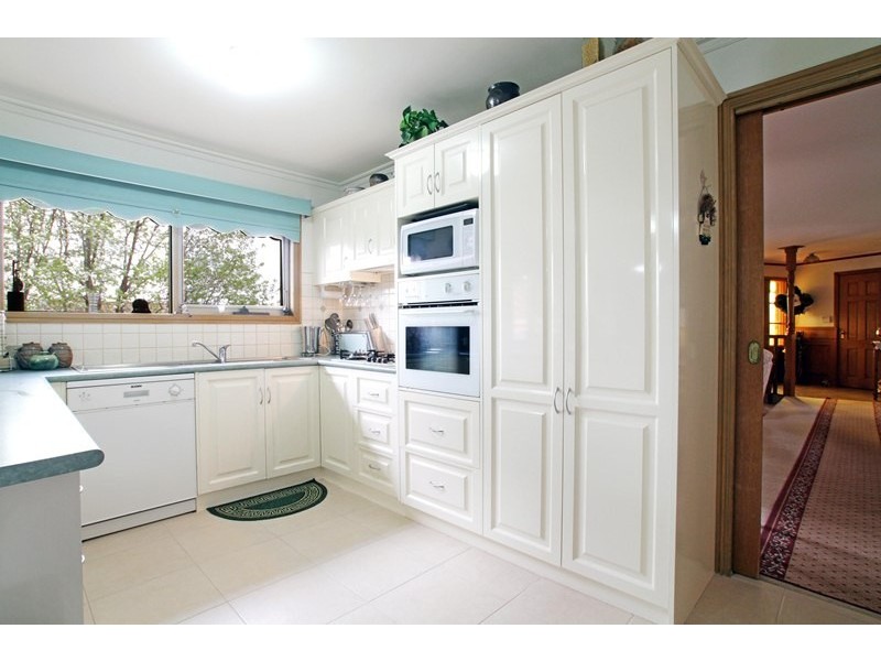 162 Nangathan Way, Croydon North VIC 3136