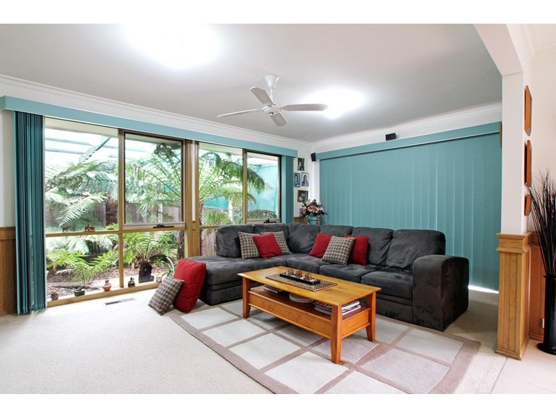 162 Nangathan Way, Croydon North VIC 3136