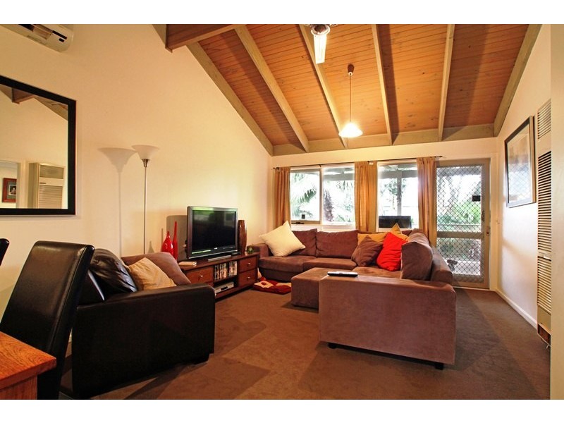 2/375 Dorset Road, Croydon VIC 3136