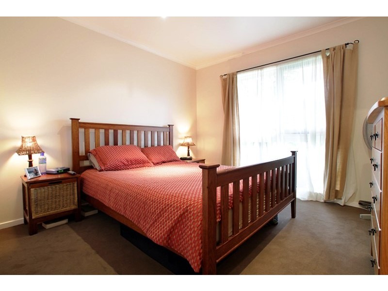 2/375 Dorset Road, Croydon VIC 3136