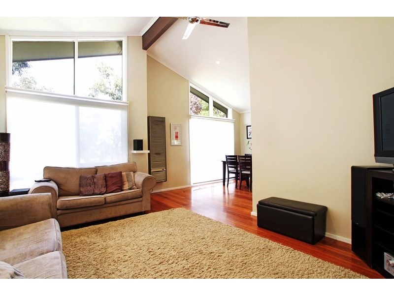 21 Hardy Crescent, Heathmont VIC 3135