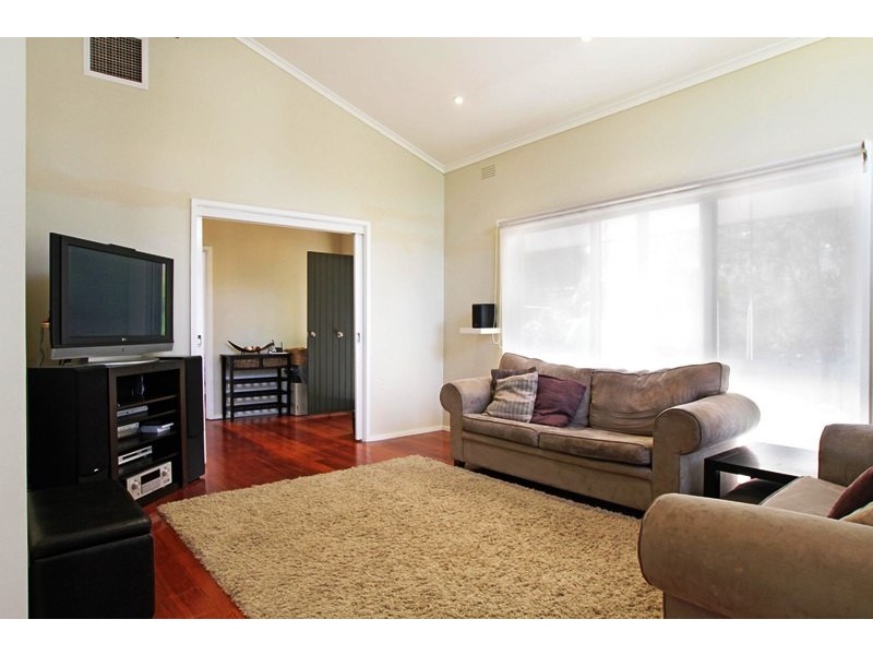 21 Hardy Crescent, Heathmont VIC 3135