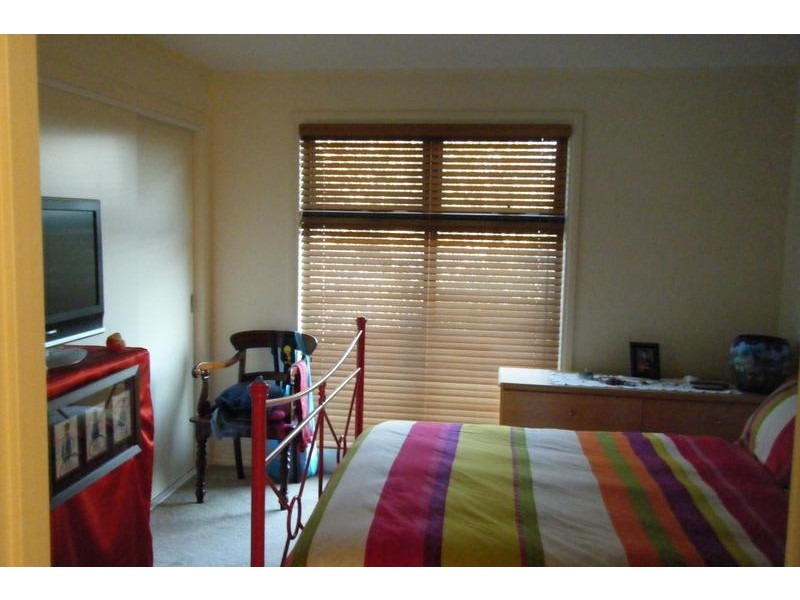 2/143 Fortesque Avenue, Seaford VIC 3198