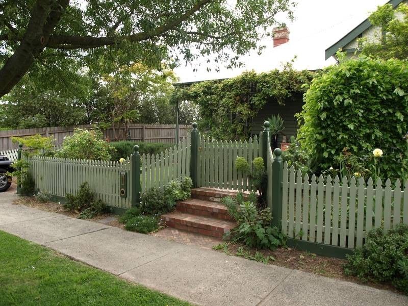 2 Scott Street, Canterbury VIC 3126
