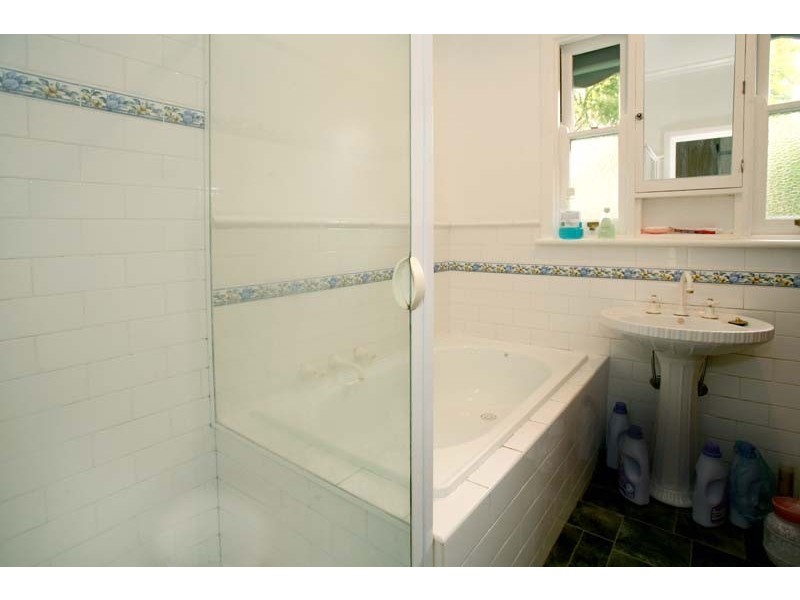 3a Knaith Road, Ringwood East VIC 3135