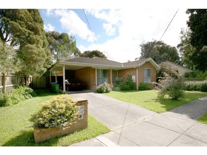 1 Bluemist Drive, Croydon South VIC 3136