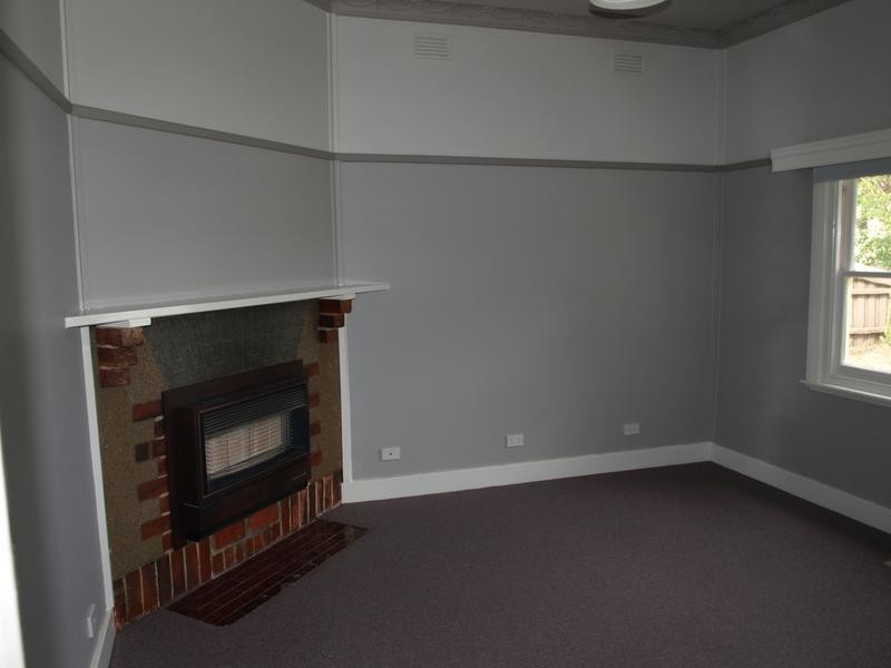 18 Sherbrook Avenue, Ringwood VIC 3134