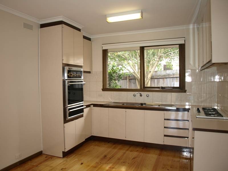 2/5 Arlington Street, Ringwood VIC 3134