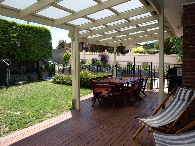 10 Wellington Park Road, Ringwood North VIC 3134