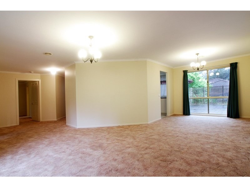 54 Oaktree Road, Croydon North VIC 3136