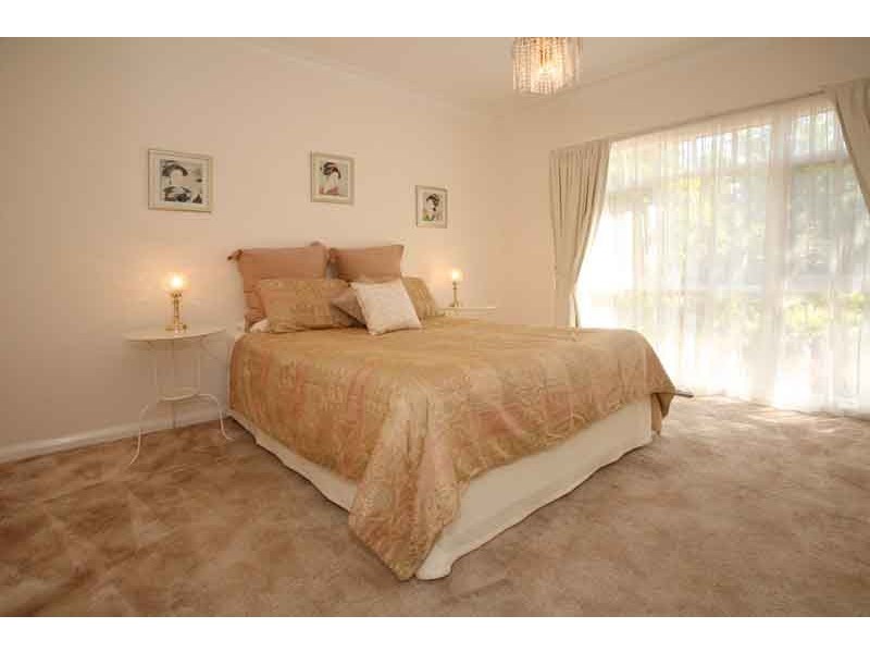 11 Carcoola Road, Ringwood East VIC 3135