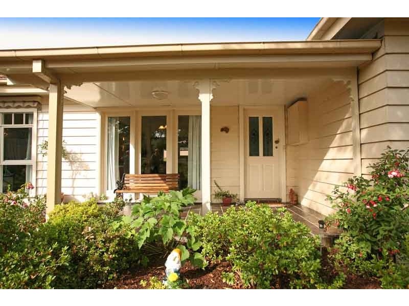11 Carcoola Road, Ringwood East VIC 3135