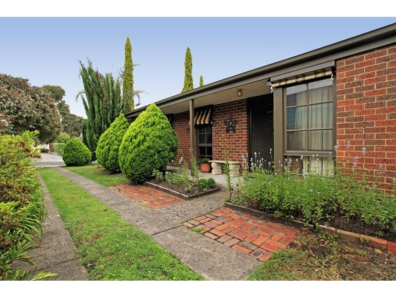 6 Ashcombe Drive, Ringwood VIC 3134