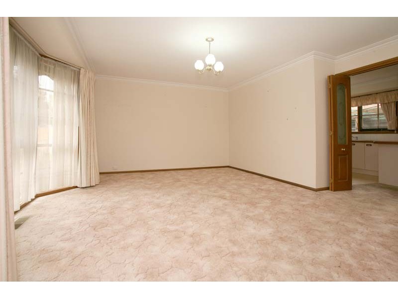 27a Sunbeam Avenue, Ringwood East VIC 3135