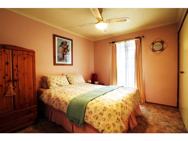 4a Oliver Street, Ringwood VIC 3134