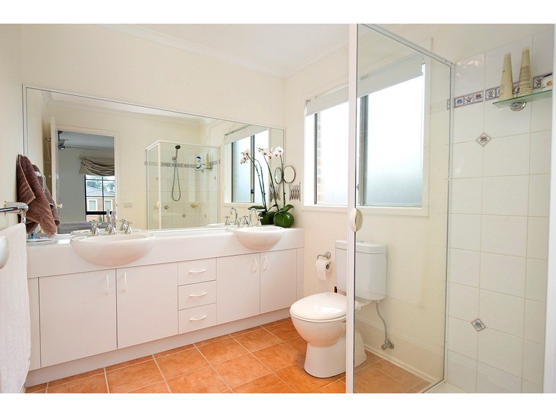 7 Berrywood Walk, Warranwood VIC 3134