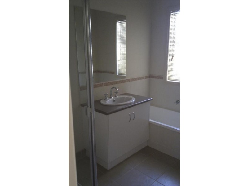 2/33 Rankin Road, Boronia VIC 3155