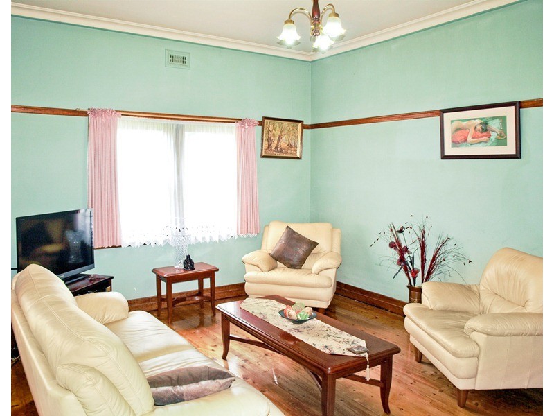 1/2 Albert Street, Ringwood VIC 3134