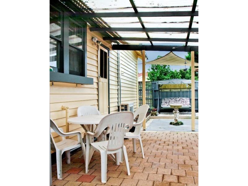 1/2 Albert Street, Ringwood VIC 3134