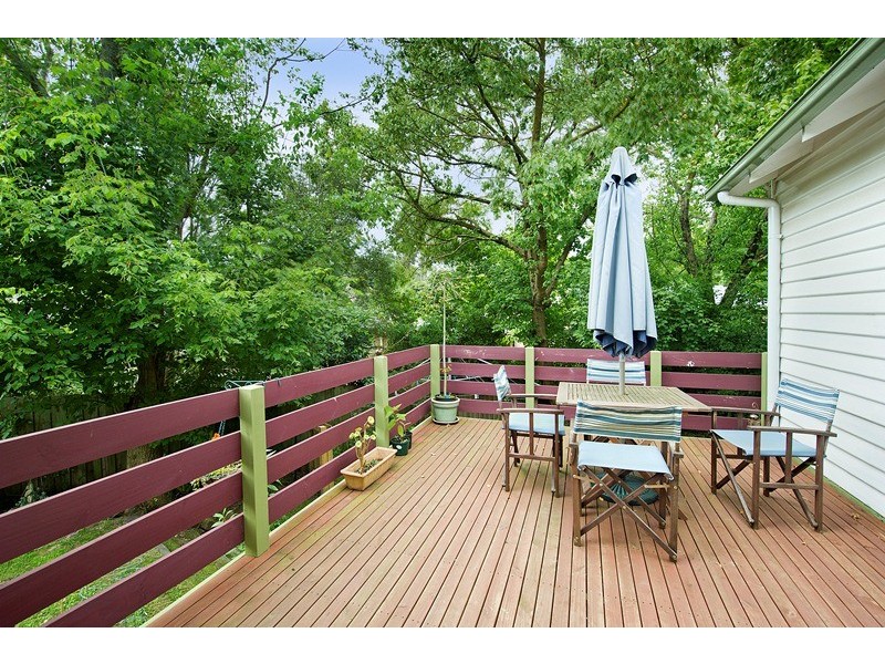 18 Linden Road, Ringwood North VIC 3134