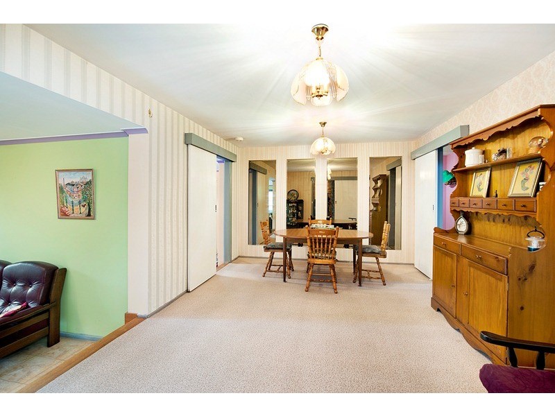 16 Westmore Drive, Heathmont VIC 3135