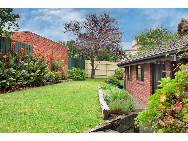2/4 Mirabel Avenue, Ringwood East VIC 3135