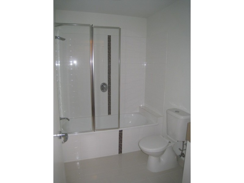 12/79 Atherton Road, Oakleigh VIC 3166