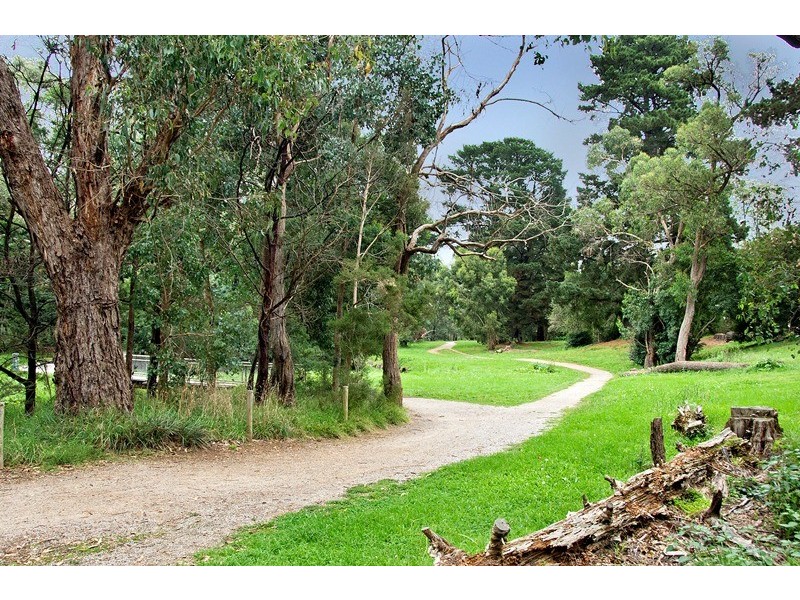 1/33 Glencairn Avenue, Ringwood VIC 3134