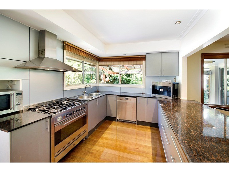 5 Dickasons Road, Heathmont VIC 3135