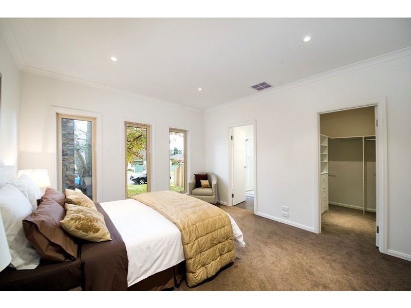 1/18 Carcoola Road, Ringwood East VIC 3135