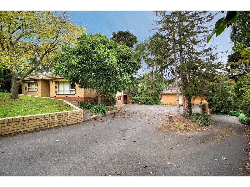 10 Timbertop Road, Ringwood North VIC 3134