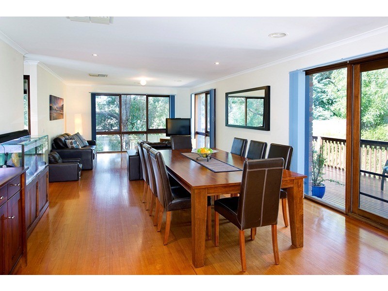 9 Valkyrie Crescent, Ringwood VIC 3134