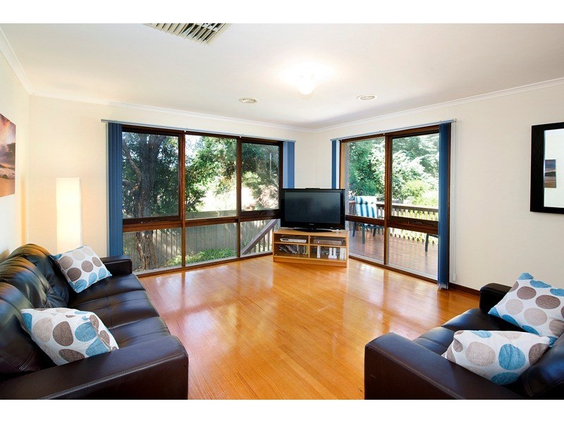 9 Valkyrie Crescent, Ringwood VIC 3134