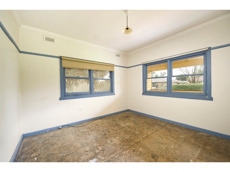 10 Timms Avenue, Croydon VIC 3136