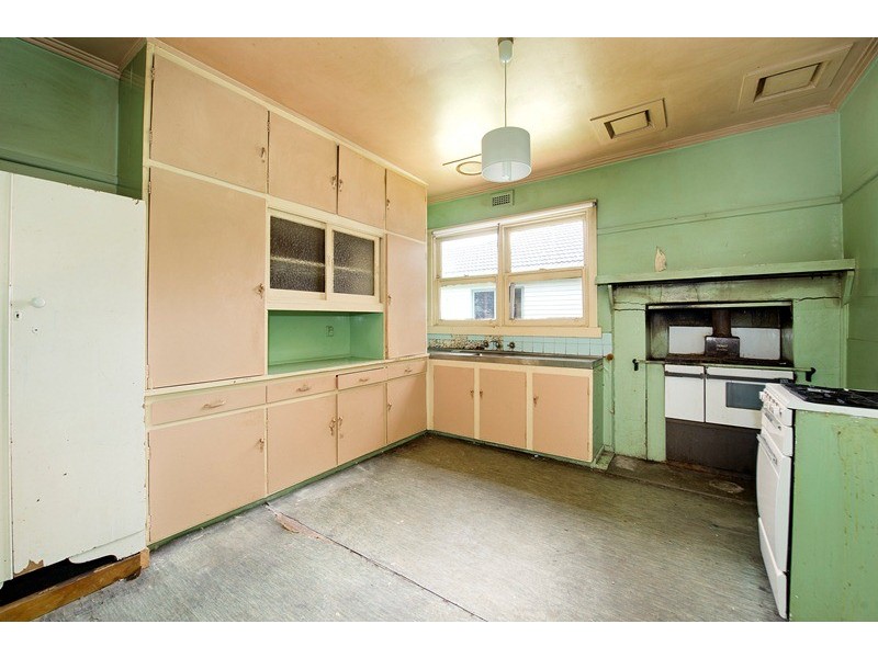 10 Timms Avenue, Croydon VIC 3136