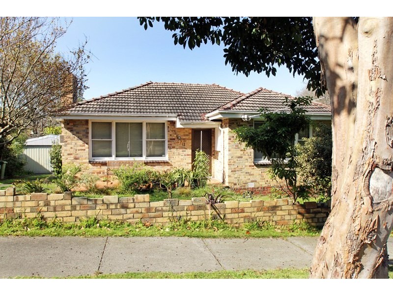 12 Merrilong Street, Ringwood East VIC 3135